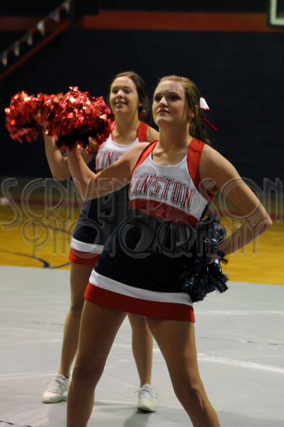 8-28 WA Pep Rally 049.JPG - SCRIVENER D300